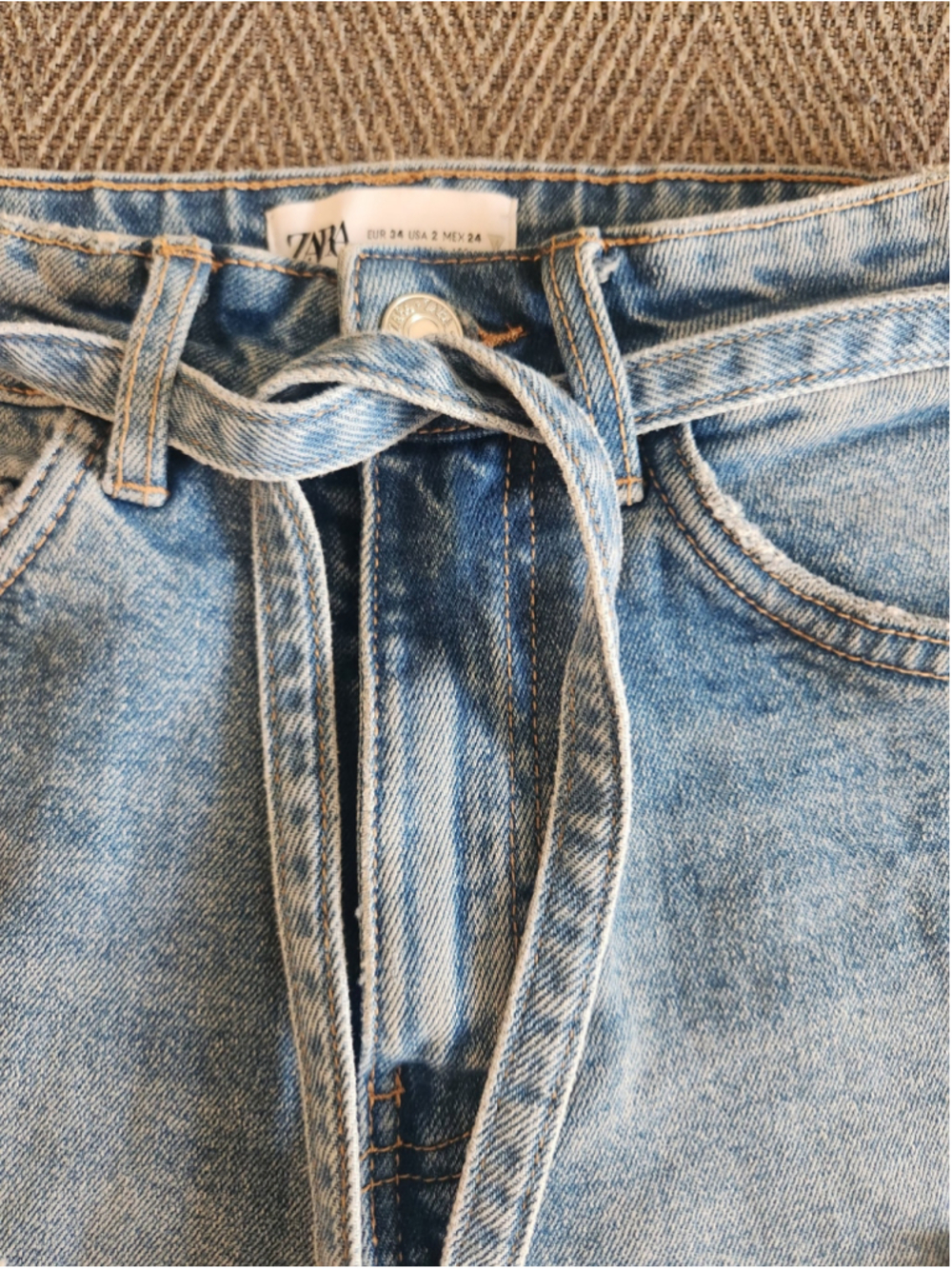 Zara Denim Jean Shorts Size 2 - Picture 5 of 8
